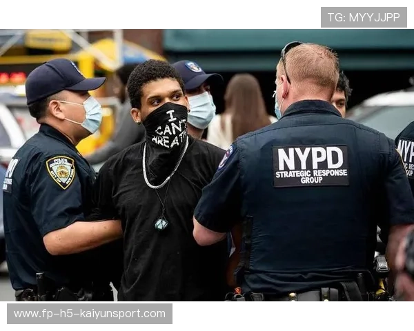 中超激烈对抗！克雷桑推人染黄，引发混战，王秋明遭嘲讽