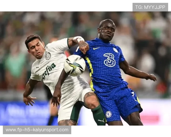 帕尔梅拉斯锋线组合默契，主场气氛沸腾，帕尔梅拉斯赛事