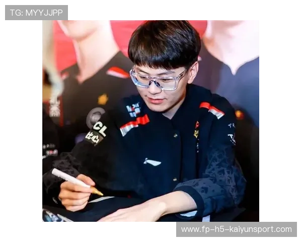 LPLAD手起枪落连取三个人头，带你见证电竞世界的巅峰时刻